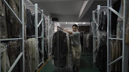 天貓雙11來襲，常熟服飾商家提前兩月備貨，日用百貨投入倍增