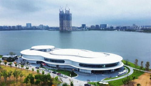以技術展未來城市窗口 飛利浦商顯助力上海臨港規(guī)劃展示中心打造'滴水云廳'，開啟中會展云新體驗